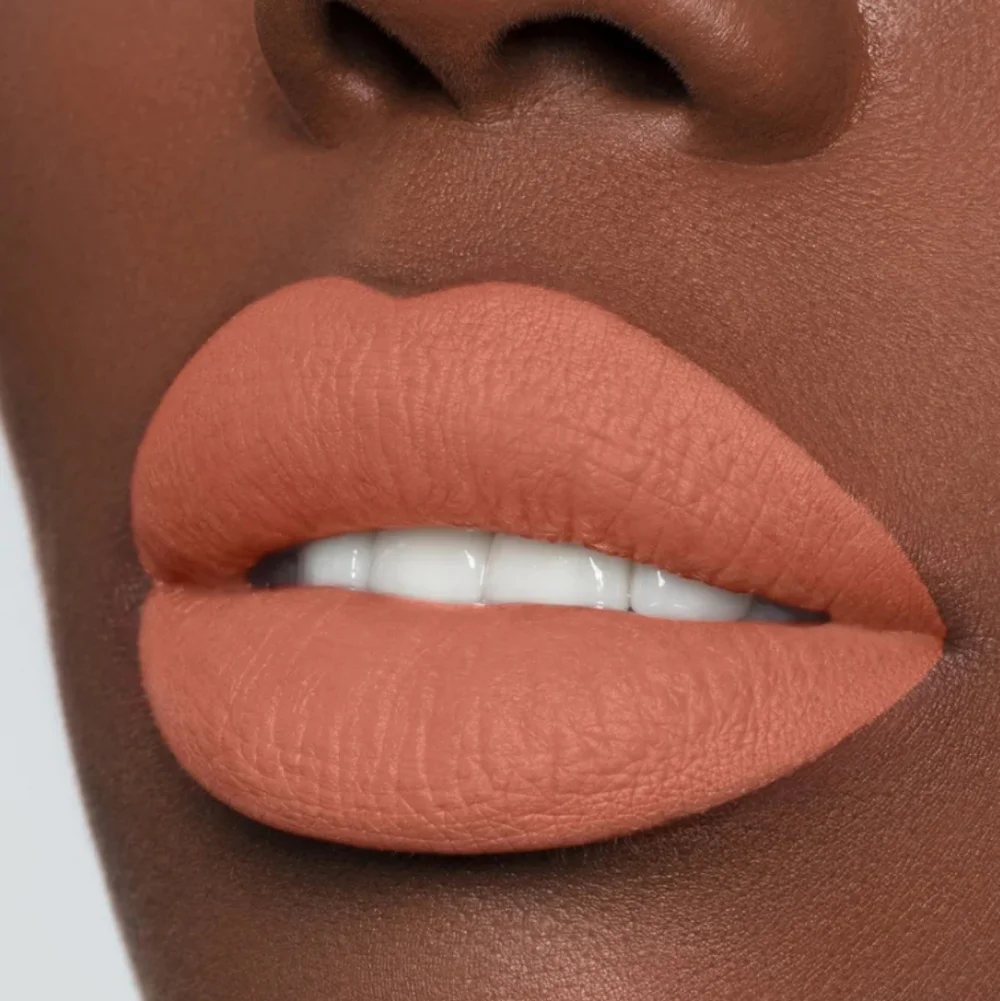 Morphe Mega‎ Matte Lipstick Kissy Face